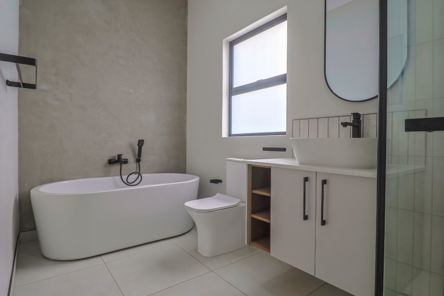 4 Bedroom Property for Sale in Landsmeer Residential Estate North West